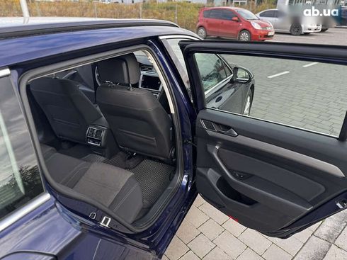 Volkswagen Passat 2019 - фото 24