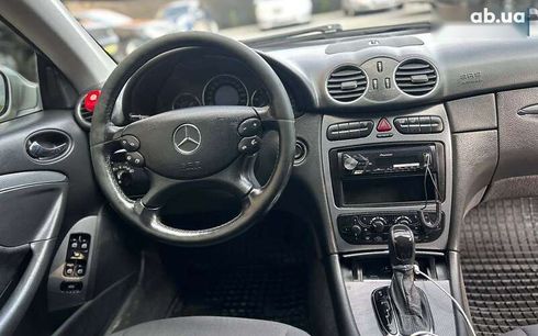 Mercedes-Benz CLK-Класс 2004 - фото 12