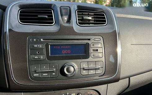 Renault Logan 2017 - фото 13