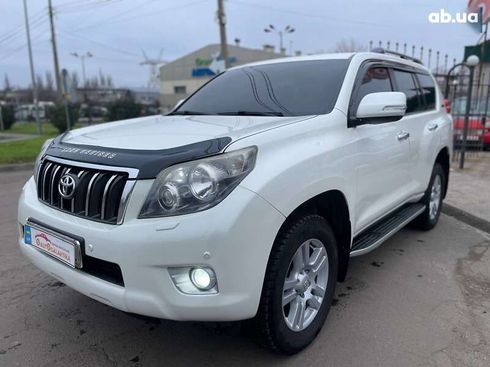 Toyota Land Cruiser Prado 2012 - фото 3