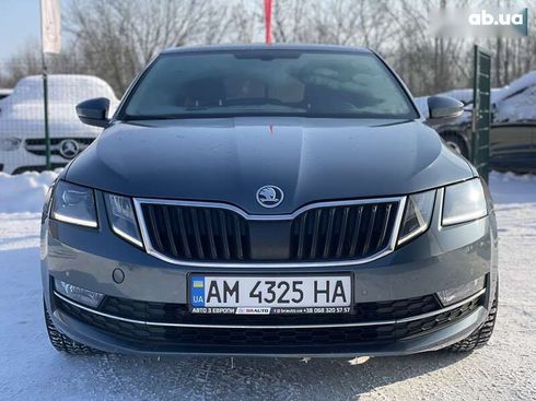 Skoda Octavia 2017 - фото 4