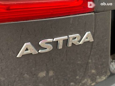 Opel Astra 2011 - фото 10