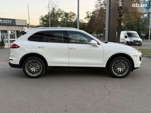 Porsche Cayenne 2016 - фото 6
