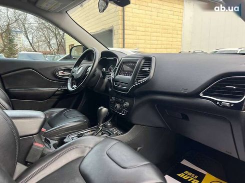 Jeep Cherokee 2019 - фото 27