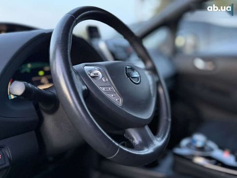 Nissan Leaf 2015 - фото 29