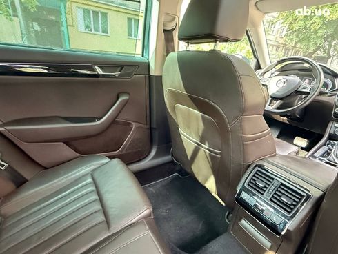 Skoda Superb 2016 - фото 15