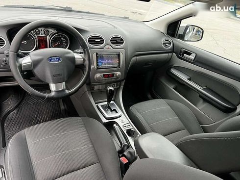 Ford Focus 2010 - фото 18