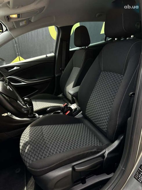 Opel Astra 2019 - фото 7