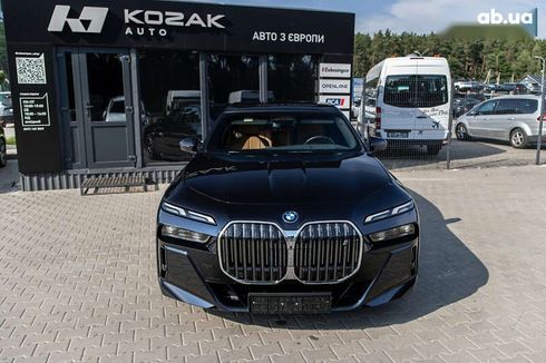BMW i7 2024 - фото 5