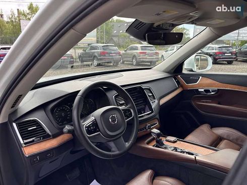 Volvo XC90 2018 - фото 17