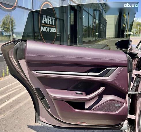 Porsche Taycan 2020 - фото 12
