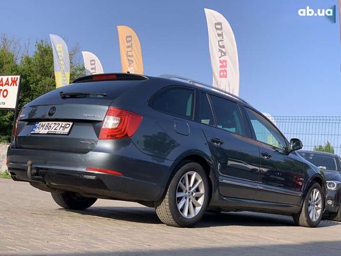 Skoda Superb 2013 - фото 14