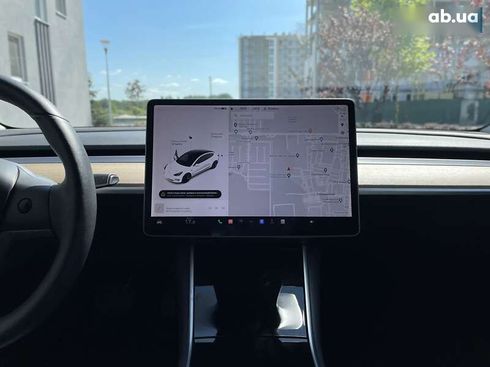 Tesla Model 3 2019 - фото 18