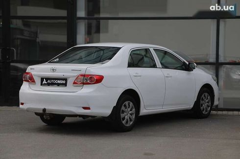 Toyota Corolla 2013 - фото 4