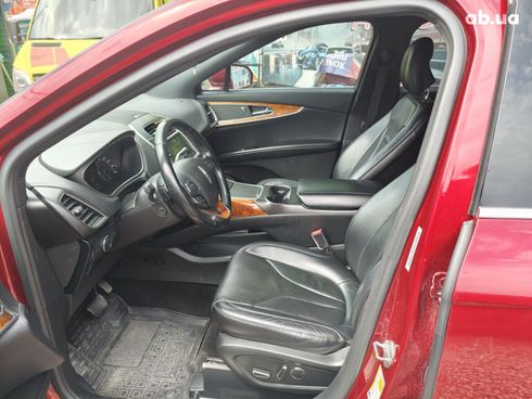 Lincoln MKX 2016 красный - фото 11