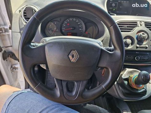 Renault Kangoo 2016 - фото 17