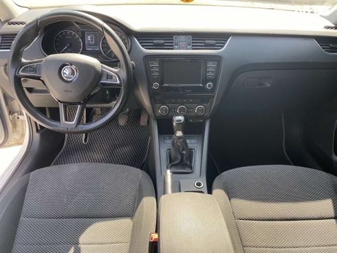 Skoda octavia a7 2015 белый - фото 13