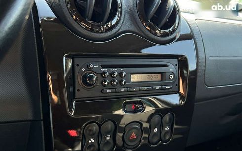Dacia Duster 2011 - фото 17