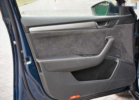 Skoda Superb 2022 - фото 16