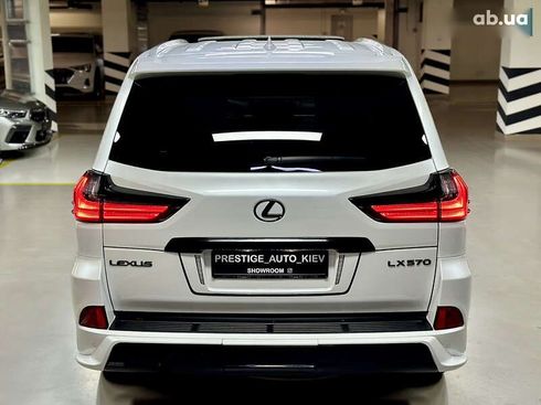 Lexus LX 2019 - фото 21