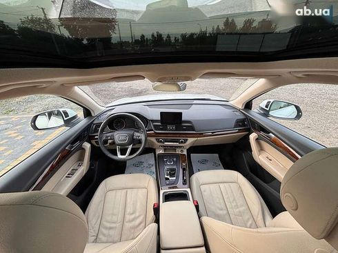 Audi Q5 2018 - фото 25