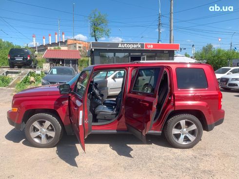 Jeep Patriot 2016 красный - фото 15