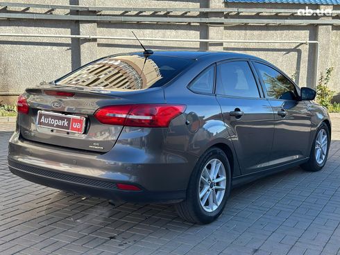 Ford Focus 2016 серый - фото 4