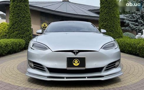 Tesla Model S 2017 - фото 2