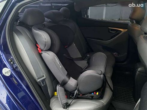 Hyundai Elantra 2011 - фото 26