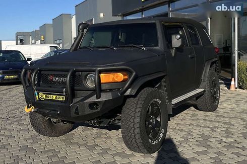 Toyota FJ Cruiser 2007 - фото 3