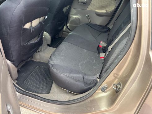 Nissan Note 2006 бежевый - фото 13