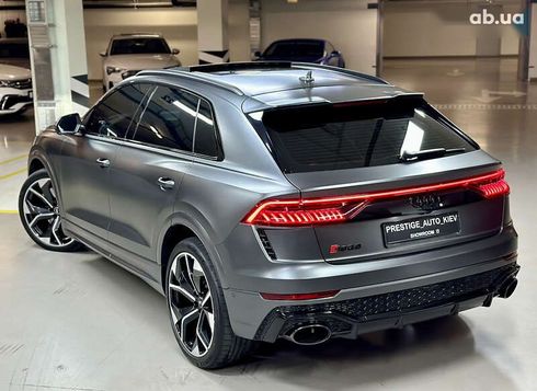 Audi RS Q8 2021 - фото 27