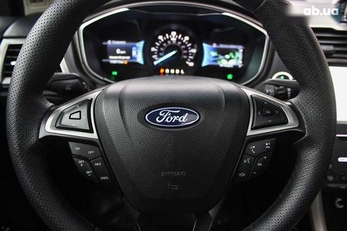 Ford Fusion 2017 - фото 27