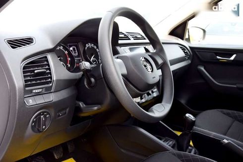 Skoda Fabia 2021 - фото 29