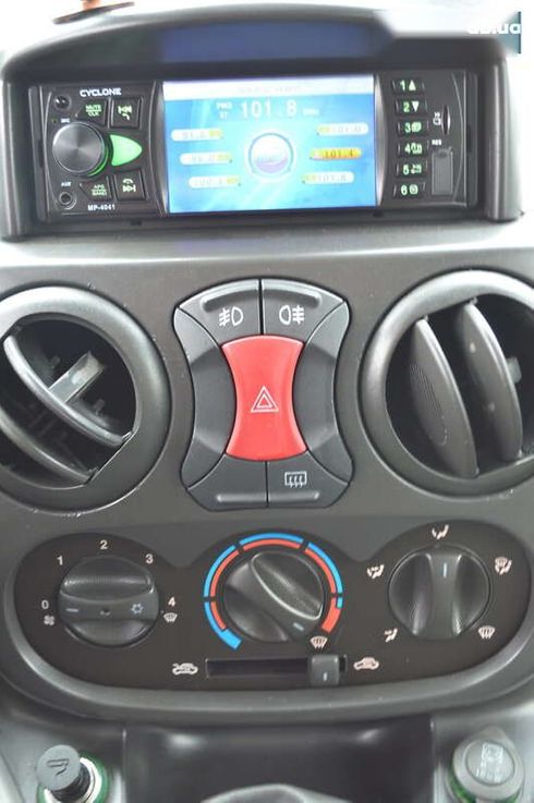 Fiat Doblo 2006 - фото 24