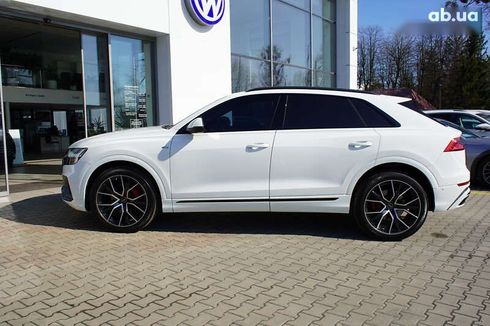 Audi Q8 2022 - фото 8