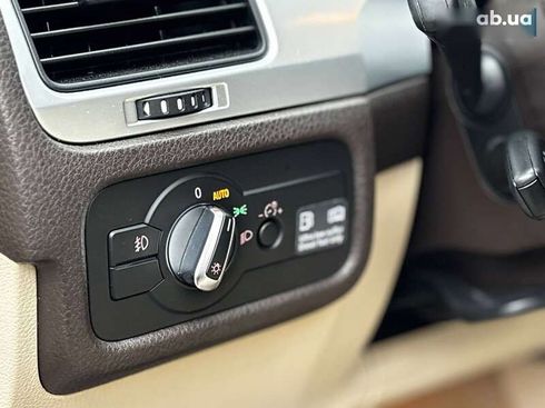 Volkswagen Touareg 2012 - фото 20