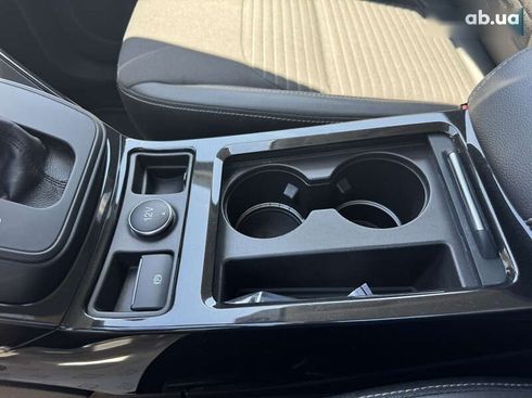 Ford Kuga 2019 - фото 20