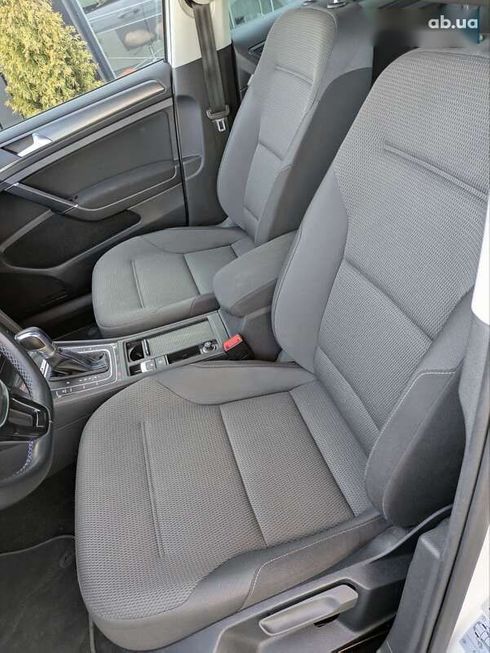 Volkswagen e-Golf 2018 - фото 14