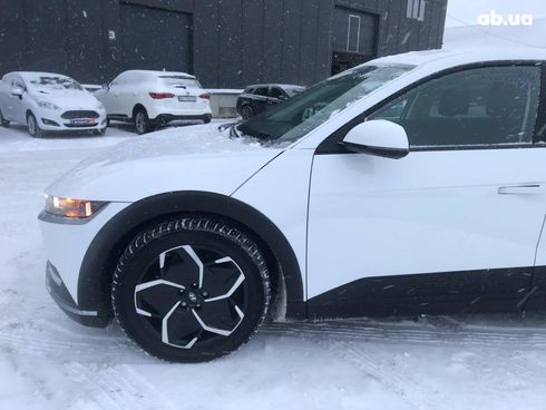 Hyundai Ioniq 2022 белый - фото 3