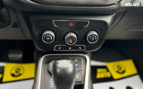 Jeep Compass 2018 - фото 15