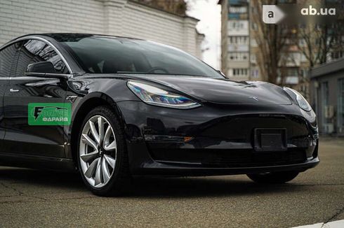 Tesla Model 3 2019 - фото 15