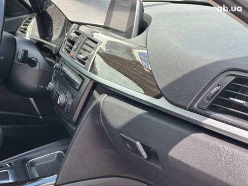 BMW 3 серия 2013 белый - фото 29