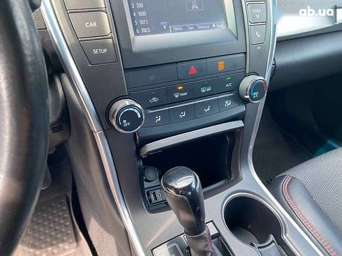 Toyota Camry 2015 - фото 16
