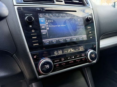 Subaru Legacy 2018 - фото 12