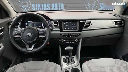 Kia Niro 2017 - фото 30
