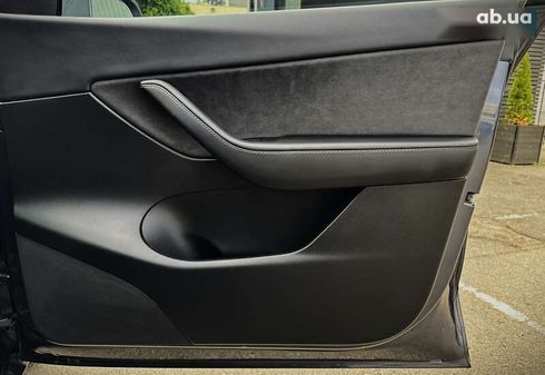 Tesla Model Y 2022 - фото 24