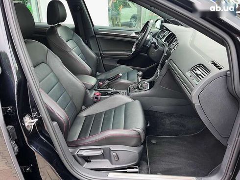 Volkswagen Golf GTI 2019 - фото 24