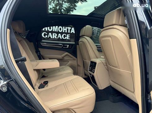 Porsche Cayenne Coupe 2019 - фото 30