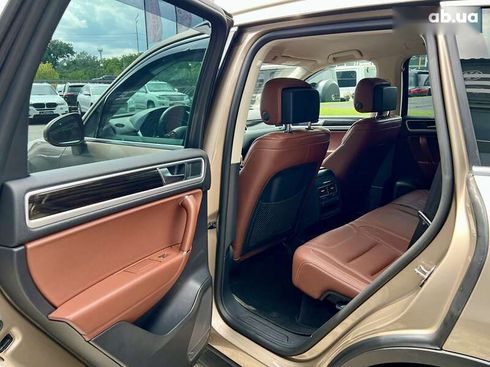 Volkswagen Touareg 2017 - фото 23